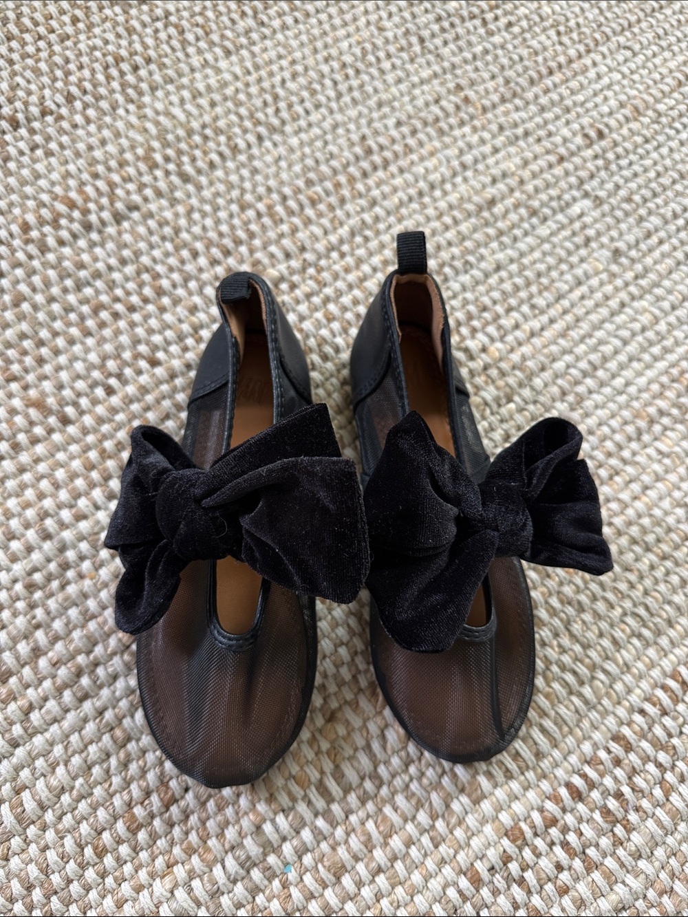 Black Bow Slip-On Women’s Shoes